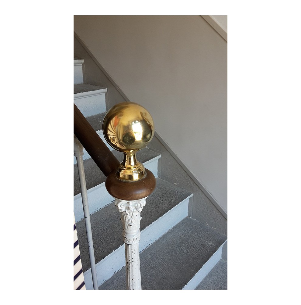 Boule d'escalier ronde laiton