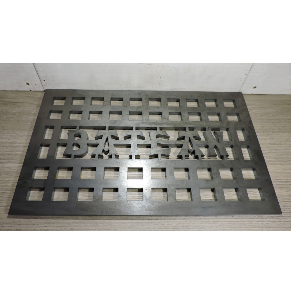 grille d'aération et ventilation sur-mesure en laiton poli