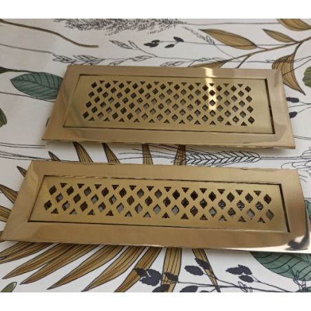 Grille De Ventilation Blanche En Polyuréthane - Pour Gouttière Demi-rond 15 Cm - Neuf Générique