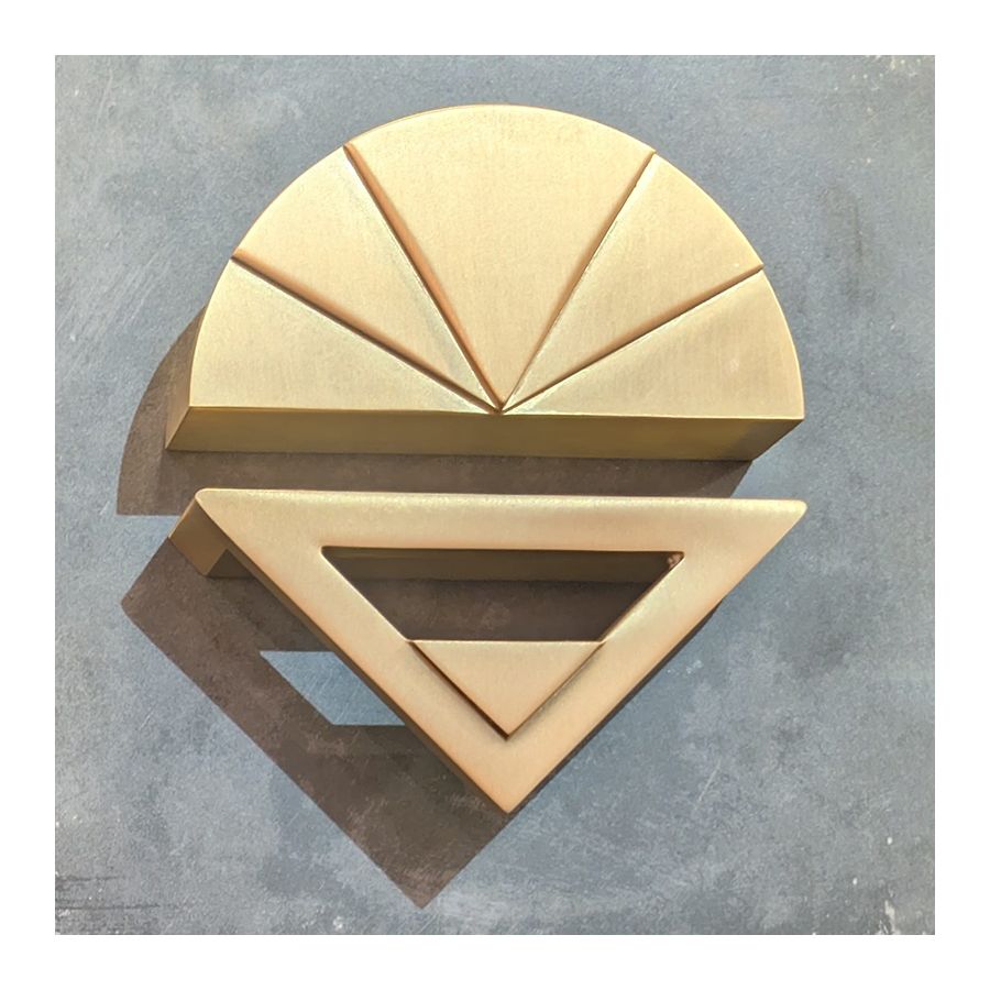 Poignée graphique demi rond ou triangle en laiton brossé