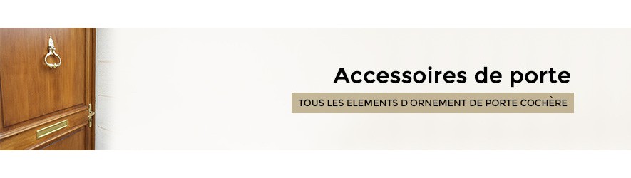 Accessoires de porte en laiton : heurtoir, sonnette...